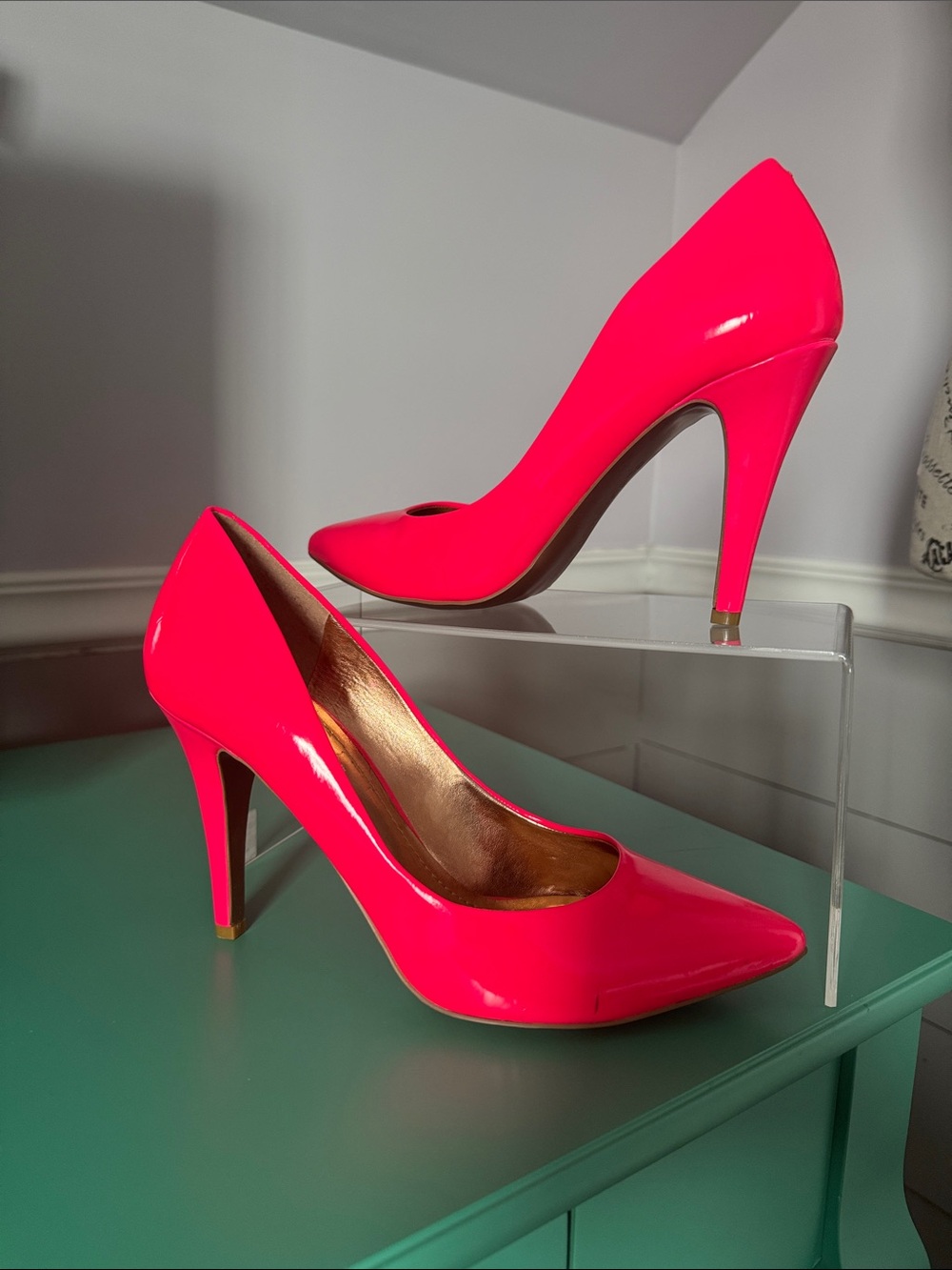 BCBGeneration Cielo - Patent Pointed-Toe Pumps in Neon Pink- Size: 9.5